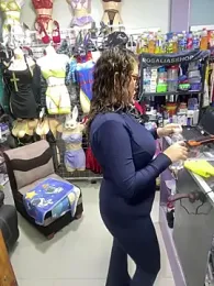ROSALIASSHOP webcam model stream image