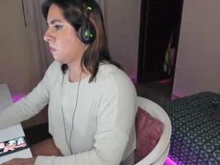 kamila-arangoo webcam camsoda model stream image