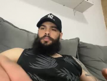 beardmax webcam model stream image