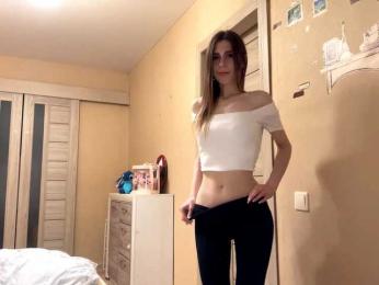 AshantiBadolato webcam model stream image