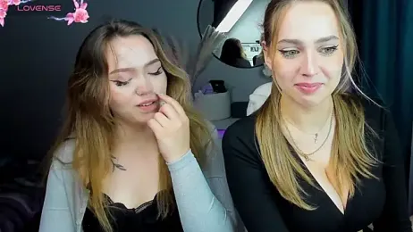 Evia_r0se webcam model stream image