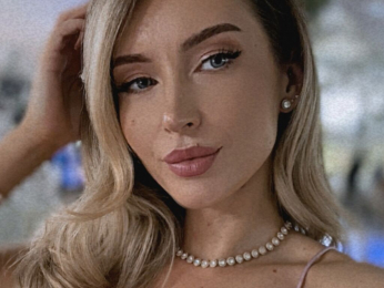 EthelynRose webcam model stream image