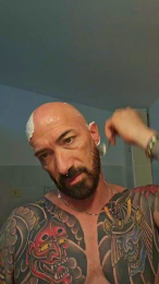 Ilgiardiniere webcam model stream image