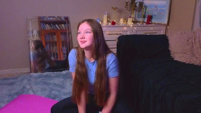 LareeChanchuan webcam model stream image