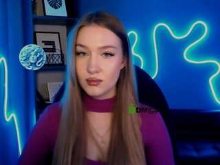 playful-sophie webcam model stream image