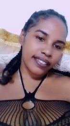 Antoinella34 webcam model stream image