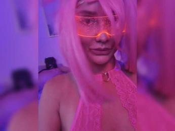 DarwinandLilu webcam model stream image