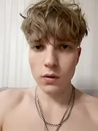 And25bn webcam stripchat model stream image