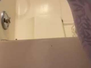 makeemcumm webcam model stream image