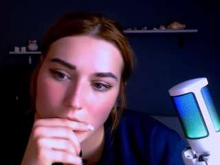 casey-meow webcam model stream image