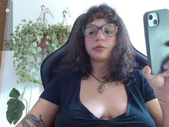 myamillor webcam bongacams model stream image
