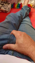 Brutuss webcam model stream image