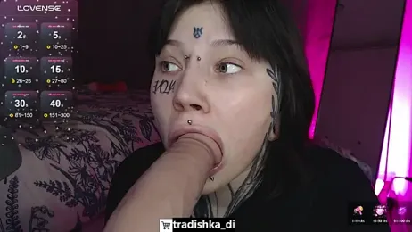 tradishka webcam model stream image