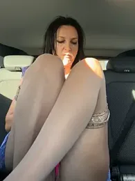 -OLYA- webcam stripchat model stream image