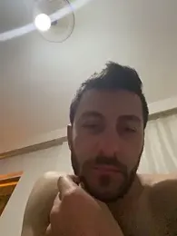 emreedenizzz webcam model stream image