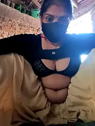 hemayadav111 webcam model stream image