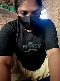 hemayadav111 webcam model stream image