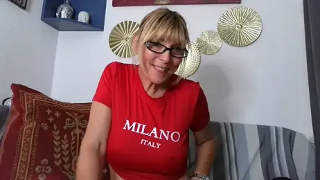 NAWTYClassyBritMILF webcam model stream image