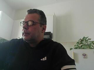 John Kings webcam model stream image