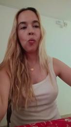 Damnquuen webcam model stream image