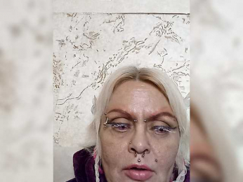 GardenerofIllusions webcam model stream image