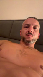 solo351 webcam cam4 model stream image