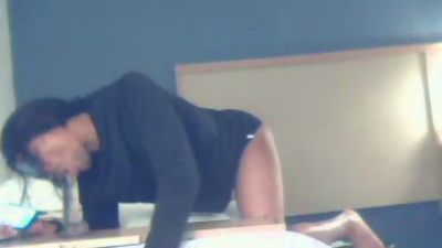 Dicksee_Left webcam model stream image