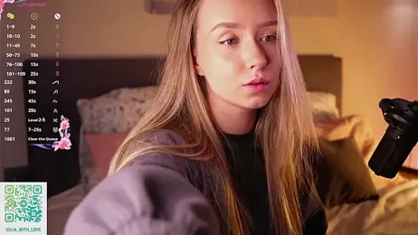 HollisBeckett webcam stripchat model stream image