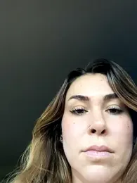 LeaGambit__ webcam model stream image