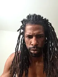 JamieLongs webcam model stream image