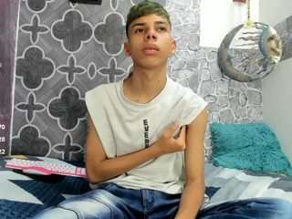 sexy-boysx19 webcam camsoda model stream image