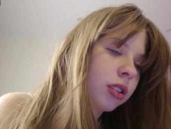 ZinaSteff webcam model stream image