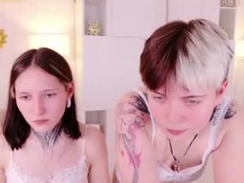 kamakur_a webcam model stream image