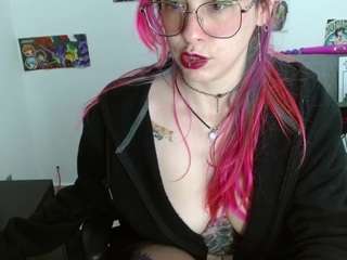 natashalau webcam model stream image