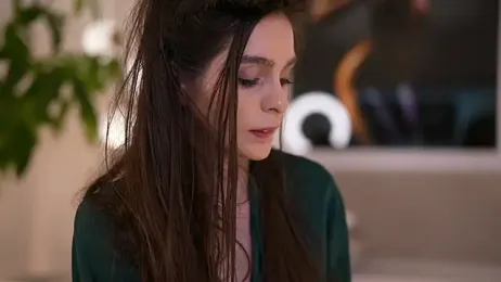 DoviaClaire webcam model stream image