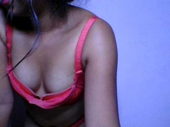 ALYASH webcam model stream image