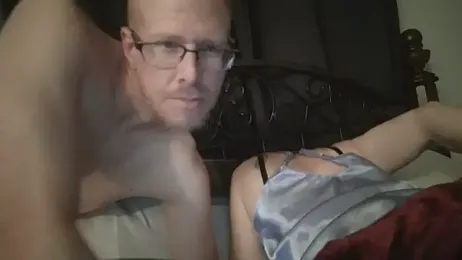 MrLeakyHelmet webcam model stream image