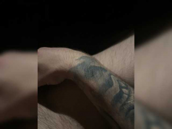 Friends-51 webcam model stream image