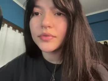 kikilove15 webcam model stream image