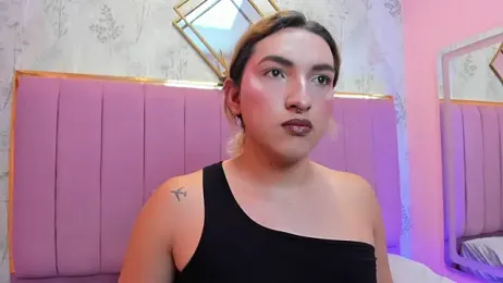 TomLondon_ webcam model stream image