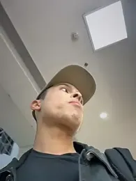 Eros_lee webcam stripchat model stream image