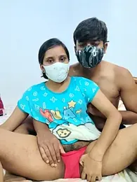 Your___Riya webcam model stream image