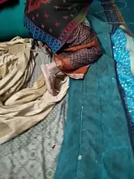 COUPLLE_VILLAGE webcam model stream image