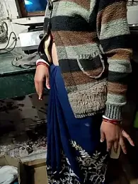 COUPLLE_VILLAGE webcam model stream image