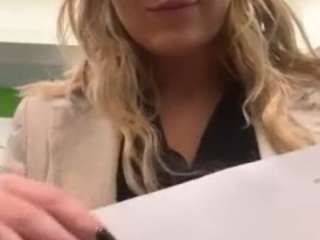 thelittlebambii webcam model stream image