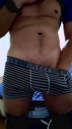 yoloyo93 webcam model stream image