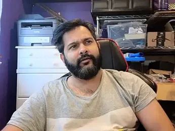 Bad_bearded_dad webcam model stream image