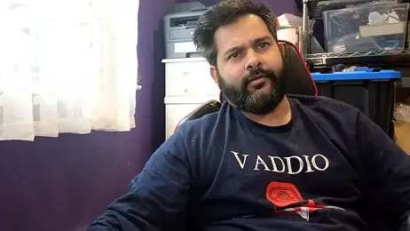 Bad_bearded_dad webcam model stream image
