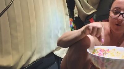 Milfa38 webcam model stream image