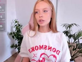 amazing_roxana webcam chaturbate model stream image